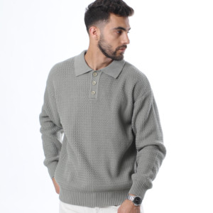 بلوزة صوف قبة