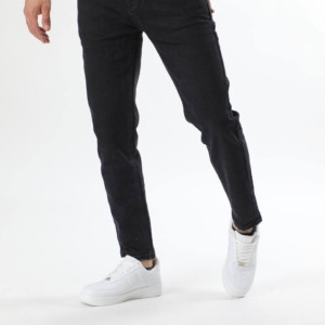 جينز أسود ضيق سادة